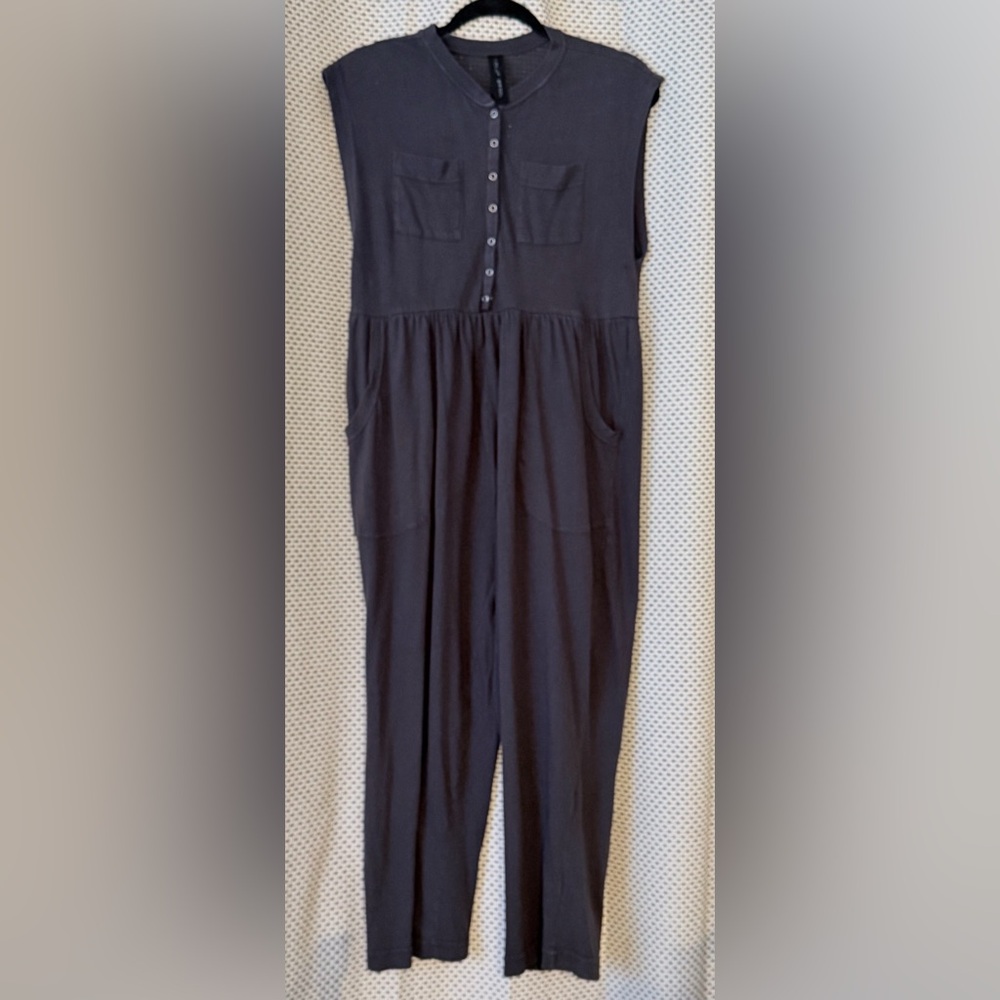 Urban Outfitters Sleeveless Gray Jumpsuit Romper oversize XS